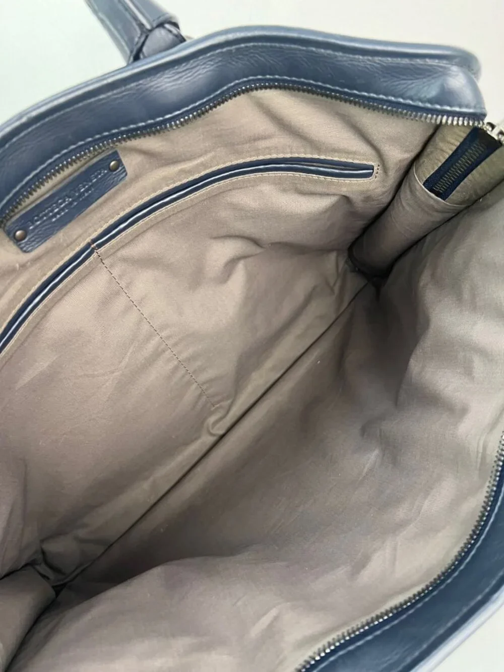 Bottega Veneta Intrecciato Top Zip Briefcase Attache Bag